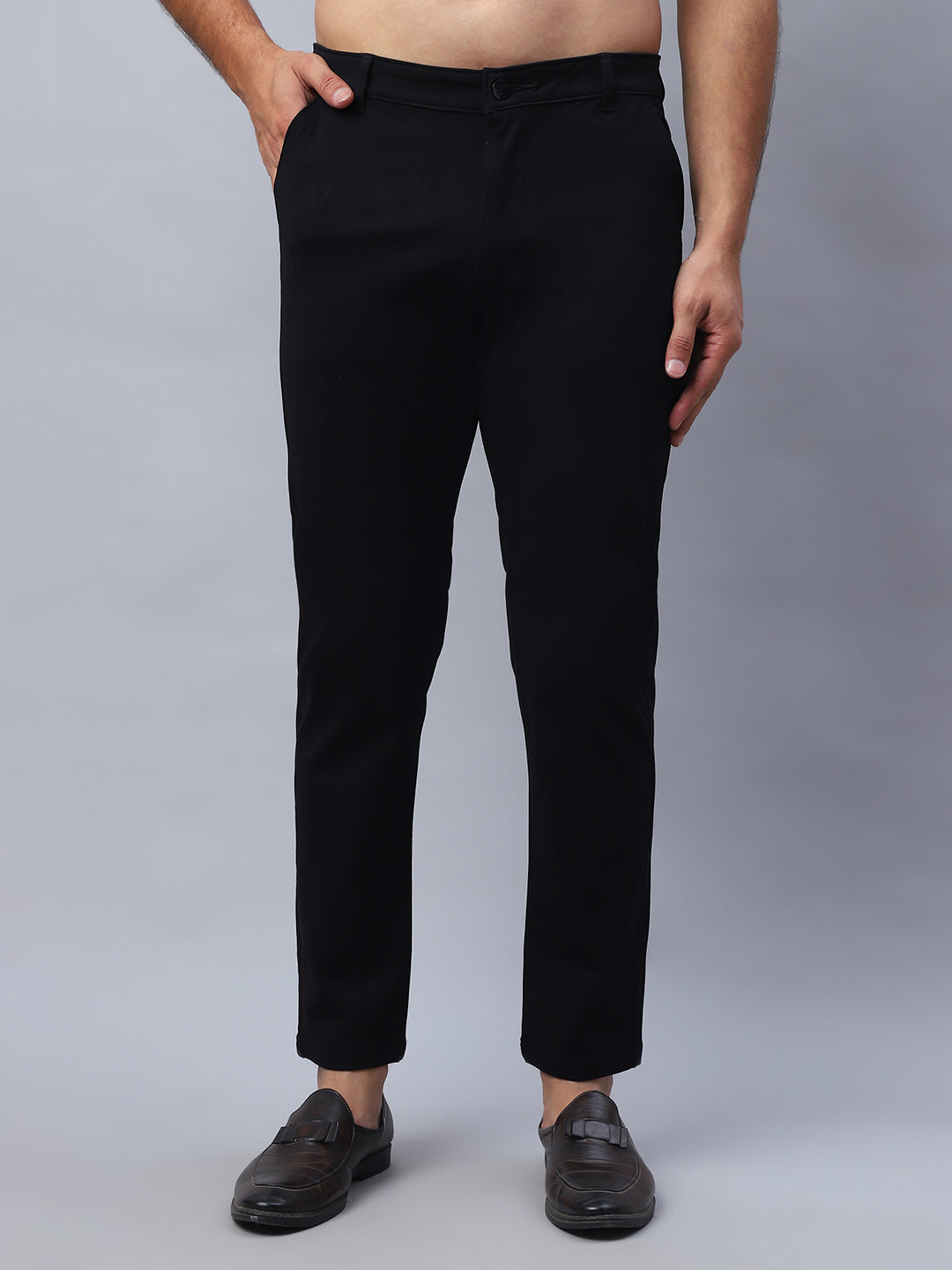 Tapered Fit Solid Trousers For Men ( FGP 279Black )