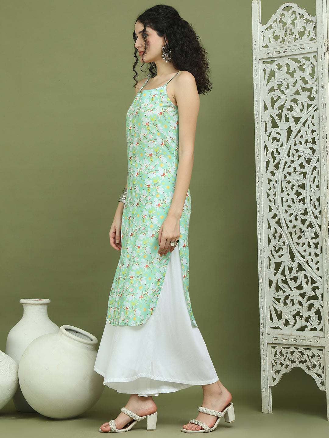 Women's Floral Printed Rayon Kurta ( JOK 1578 Green )