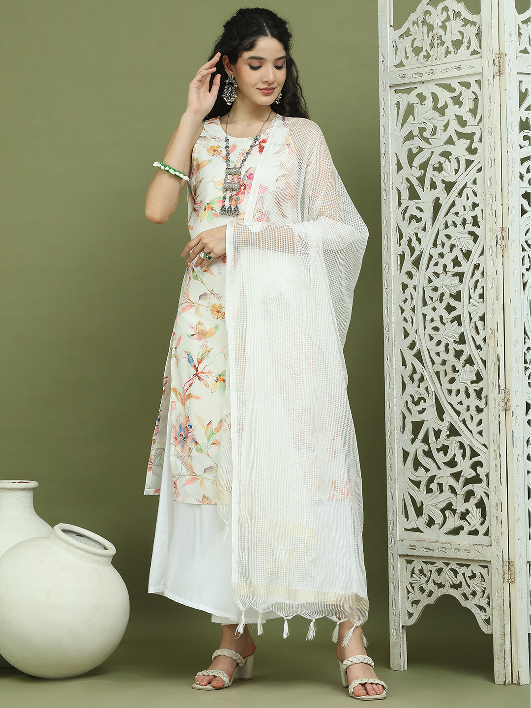 Printed Rayon Kurta Palazzo & Dupatta ( JOKPL 2137W D31W 1580 White )