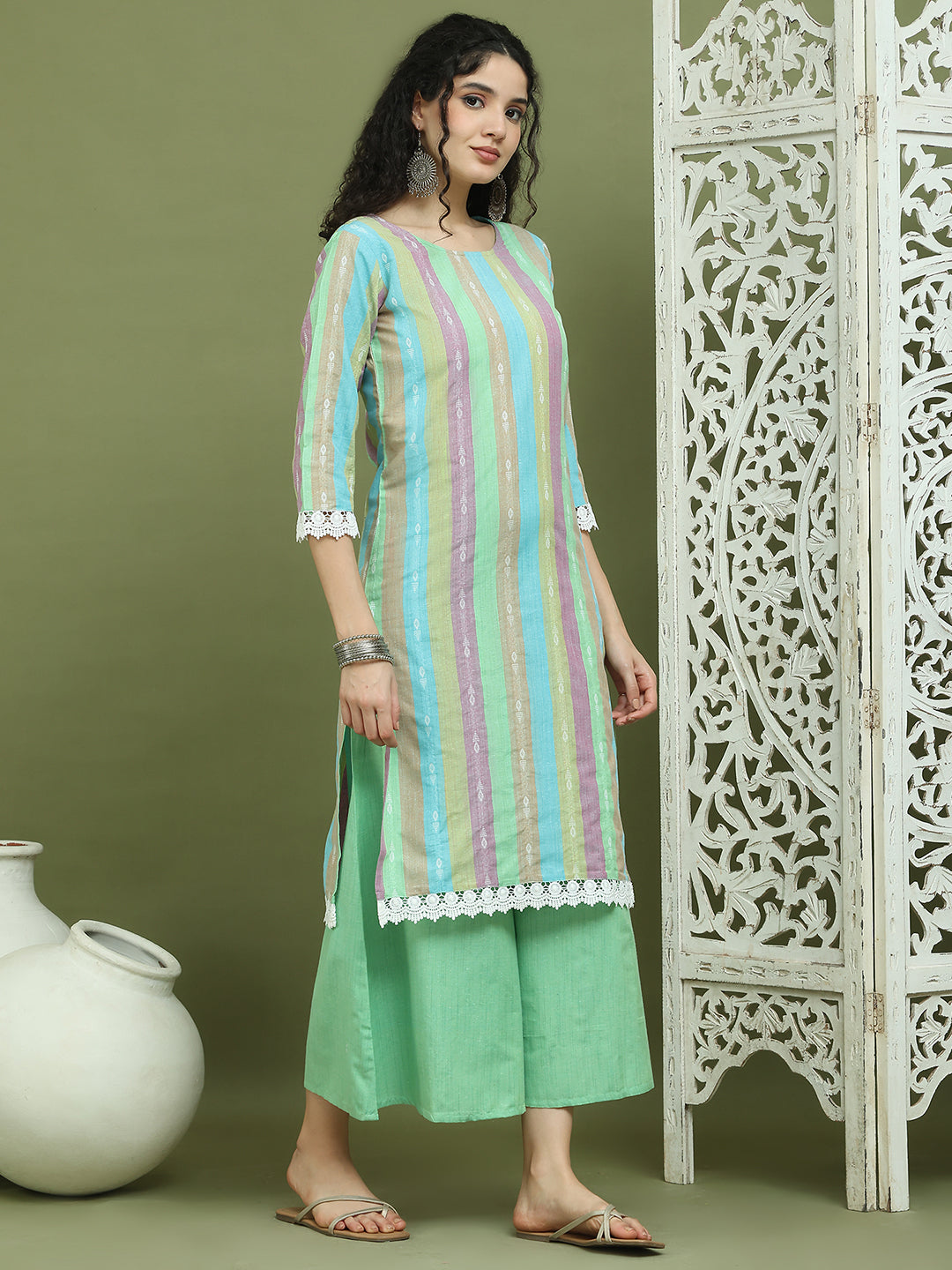 Lace Work, Woven Design straight Kurtas for Women ( JOK 1589 Green )