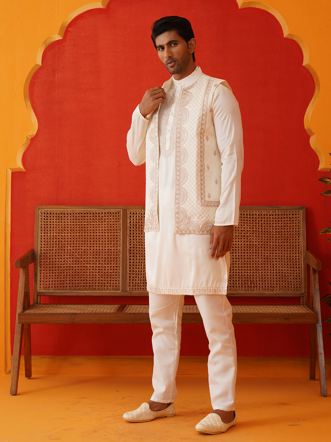 Embroidered Waistcoat & Solid Kurta Pyjama For Men ( JOKPWCS 5106Off-White )