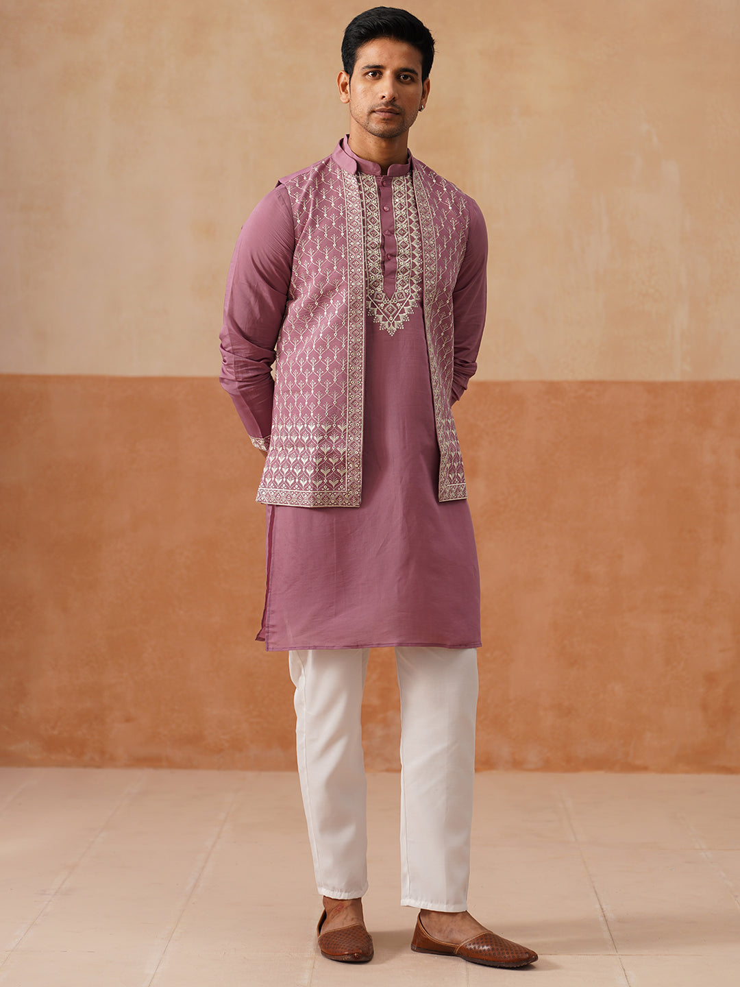 Classic Magenta Kurta Pyjama With Embroidered Waistcoat ( JOKPWCS 5262 Magenta )