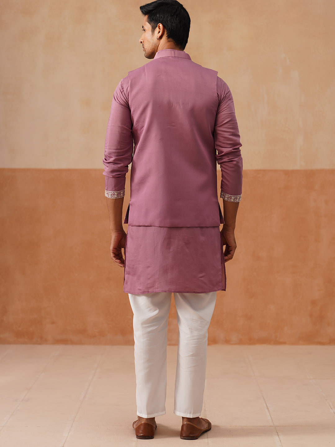 Classic Magenta Kurta Pyjama With Embroidered Waistcoat ( JOKPWCS 5262 Magenta )