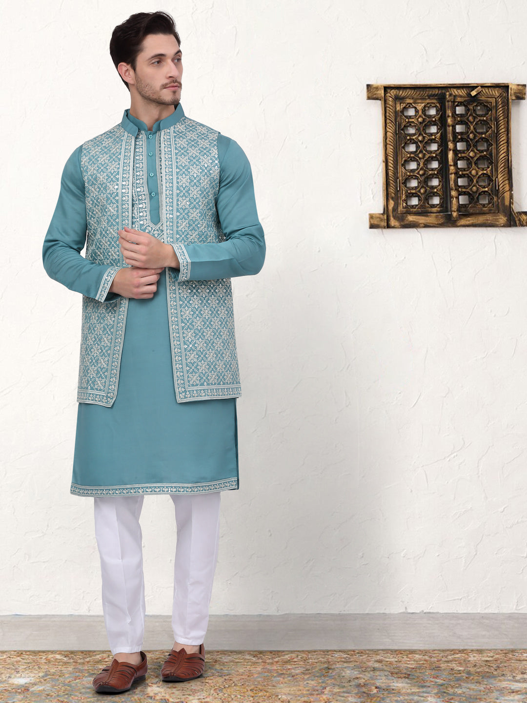 Men's Embroidered Waistcoat and Kurta Pyjama