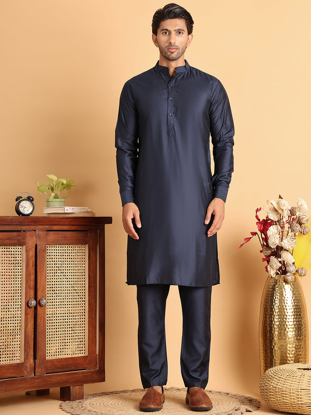 Men's Embroidered & Velvet Nehru Jacket With Solid Kurta Pyjama ( JOKPWC 592N 4119Navy )