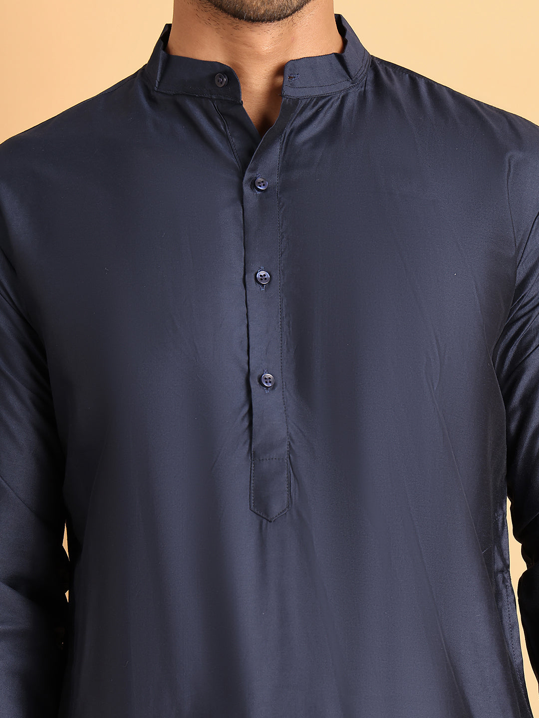 Men's Embroidered & Velvet Nehru Jacket With Solid Kurta Pyjama ( JOKPWC 592N 4119Navy )