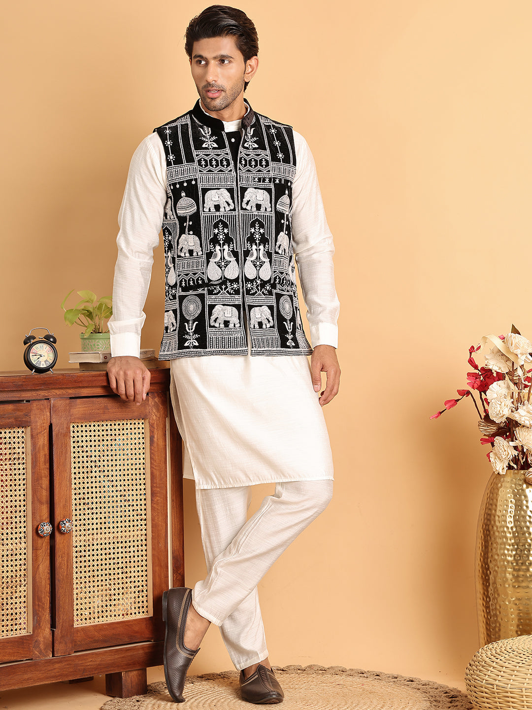 Men's Embroidered & Velvet Nehru Jacket With Solid Kurta Pyjama ( JOKPWC 592W 4119Black )