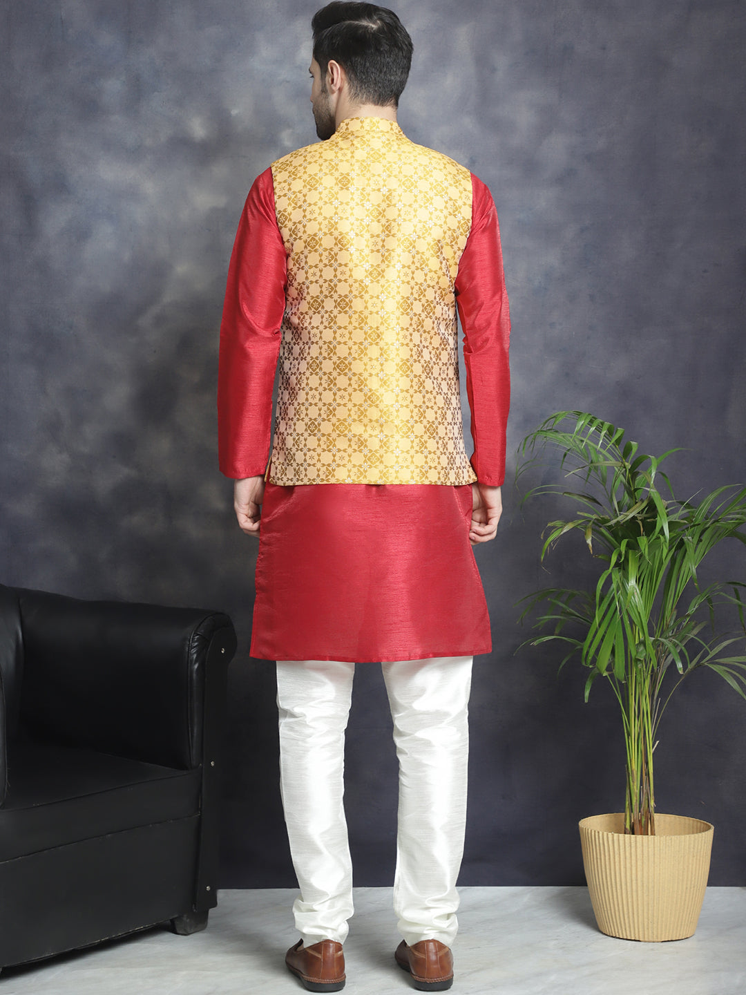 Men's Woven Design Nehru Jacket With Kurta Pyjama Set ( JOKPWC 636M 4083Mustard )