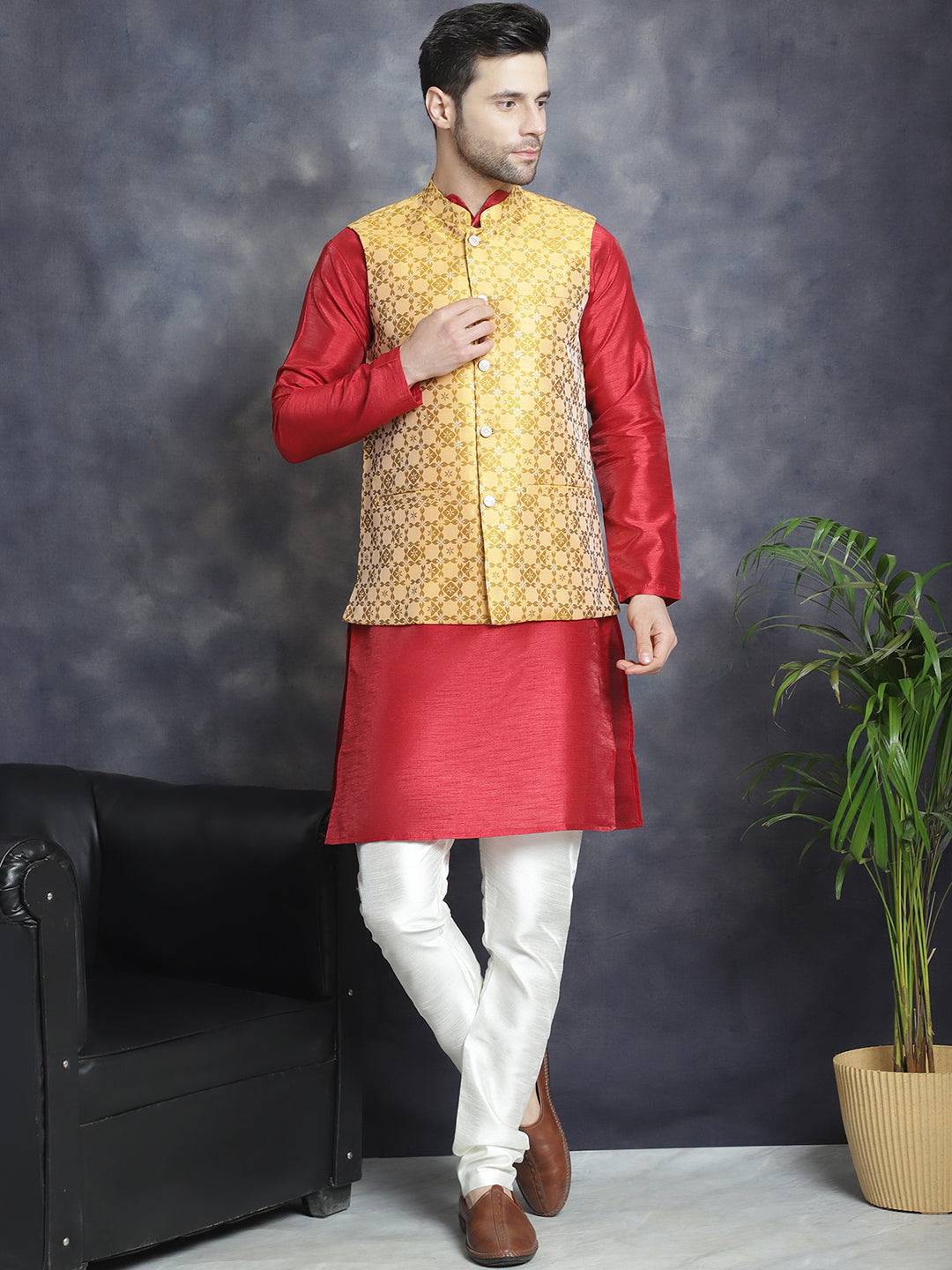 Men's Woven Design Nehru Jacket With Kurta Pyjama Set ( JOKPWC 636M 4083Mustard )
