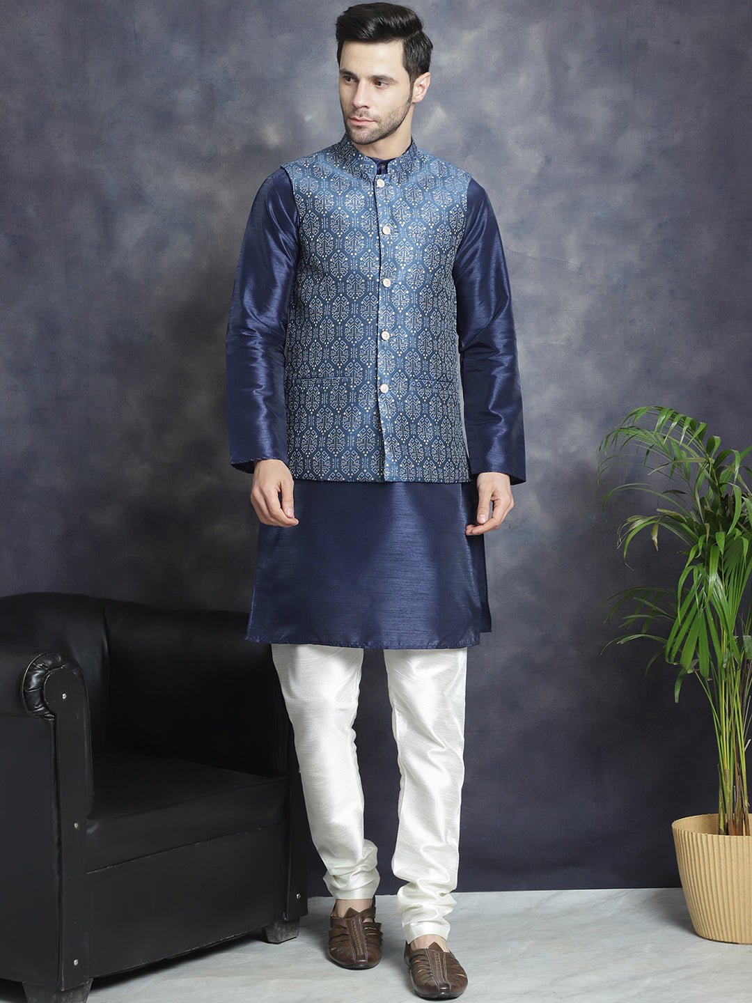 Men's Printed Nehru Jacket With Kurta Pyjama Set ( JOKPWC 636W 4084Blue )