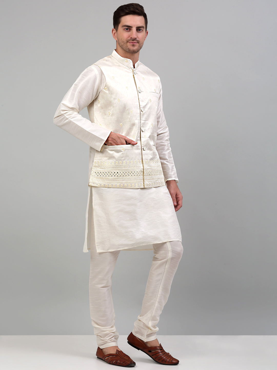 Men's Embroidered Nehru Jacket With Solid Kurta Pyjama Set.