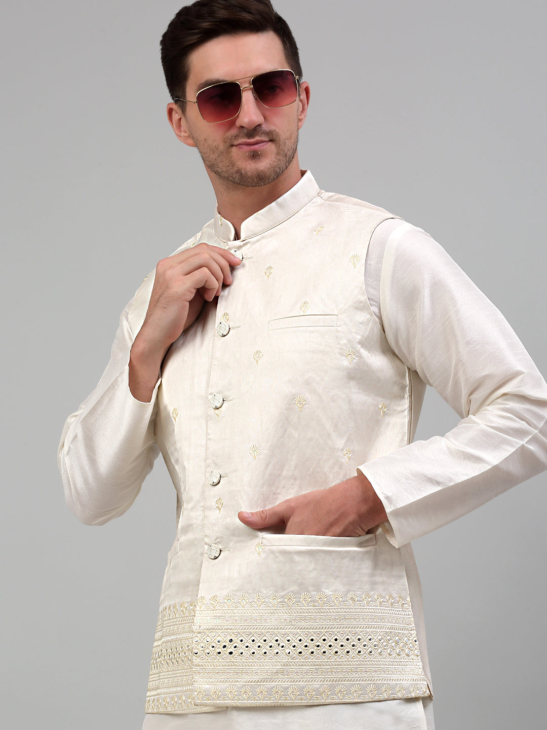 Men's Embroidered Nehru Jacket With Solid Kurta Pyjama Set.