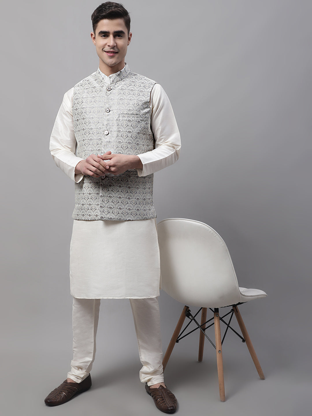 Men'S Solid Kurta Pyjama With Bronze Woven Design Nehru Jacket