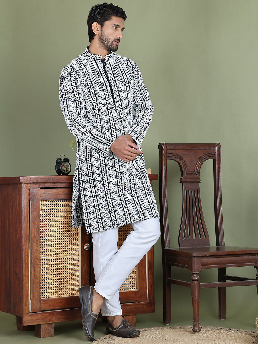 Embroidered and Mirror Work Kurta Pyjama Sets ( JOKP 5146Navy )