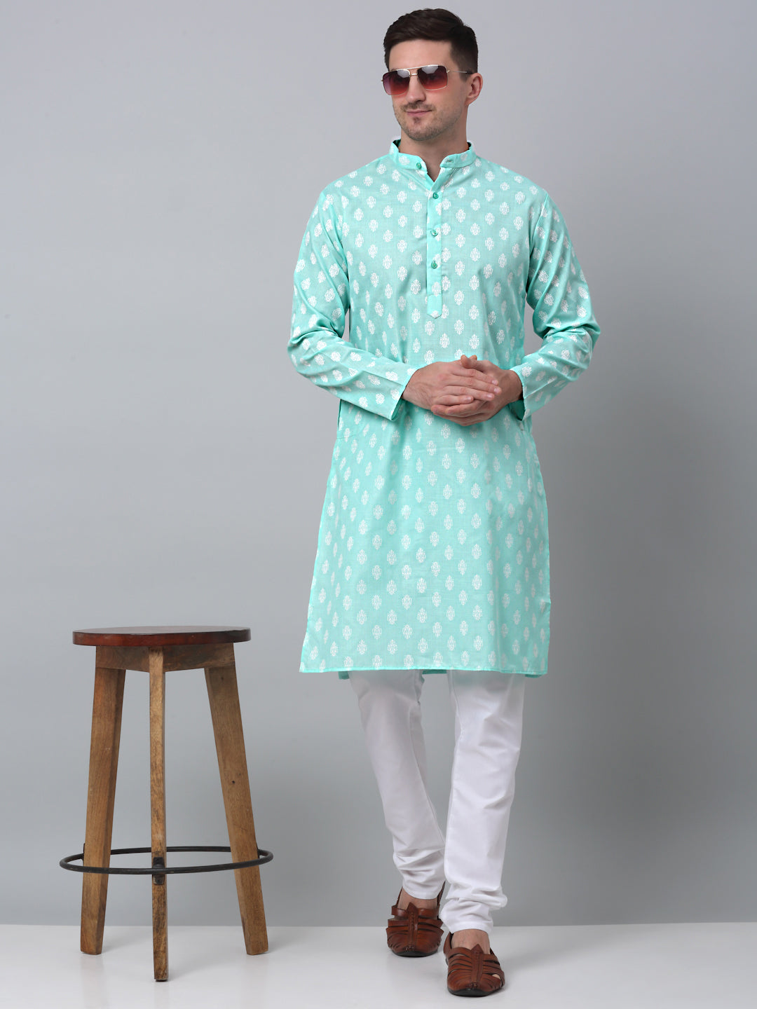 Jompers Men's Green Cotton Floral printed kurta Pyjama Set ( JOKP 650Green )