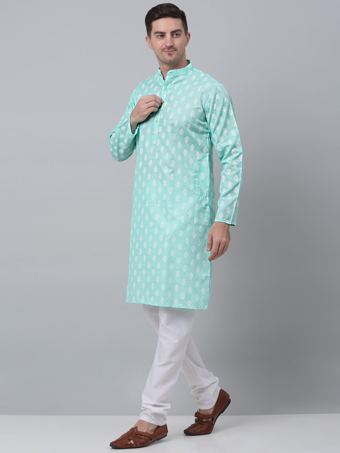 Jompers Men's Green Cotton Floral printed kurta Pyjama Set ( JOKP 650Green )