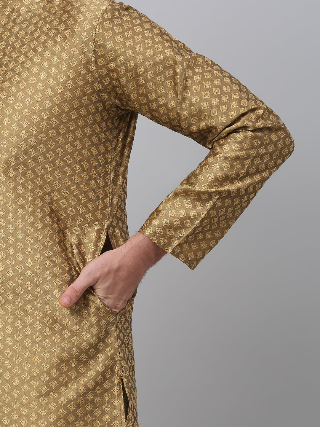Men's Mustard Collar Embroidered Kurta with Pyjama.