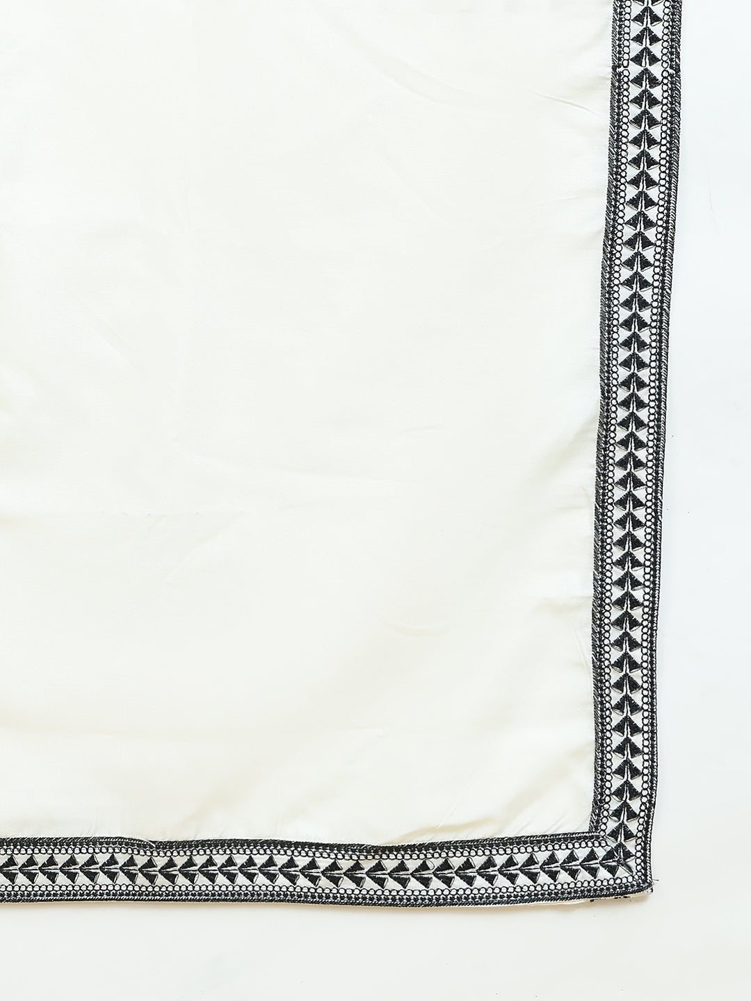 Black Embroidered Kurta Salwar & Dupatta Set, ( JOKP SP-W D 5091 Black )