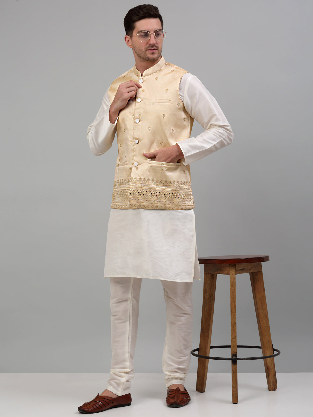 Men's Embroidered Nehru Jacket