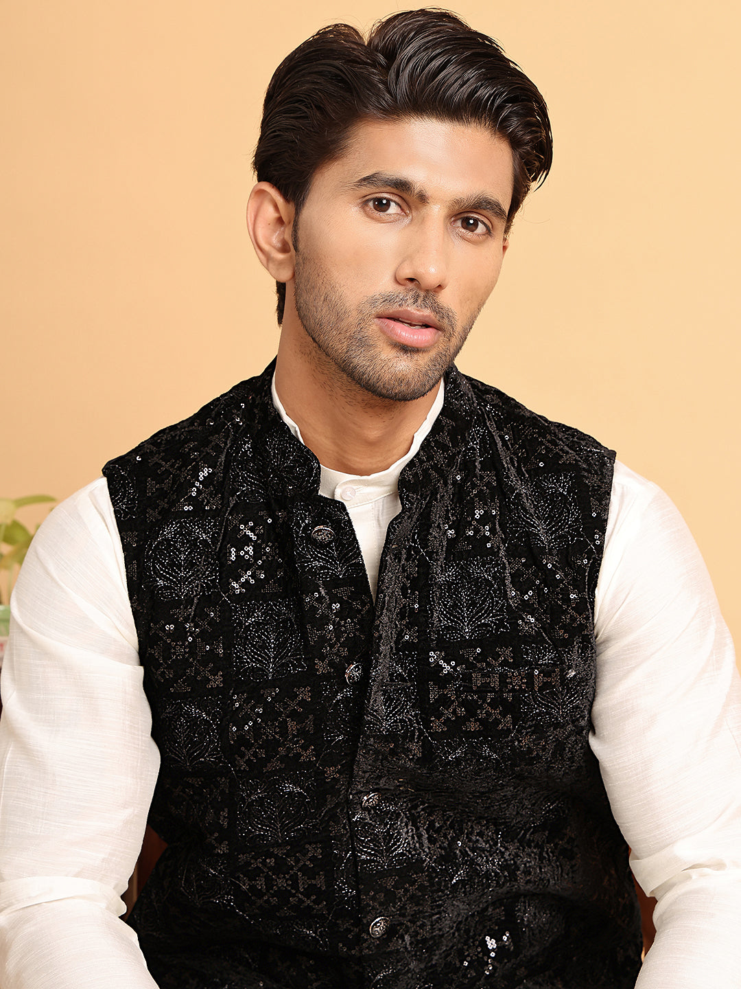 Black Embroidered Nehru Jacket for Men ( JOWC 4118Black )