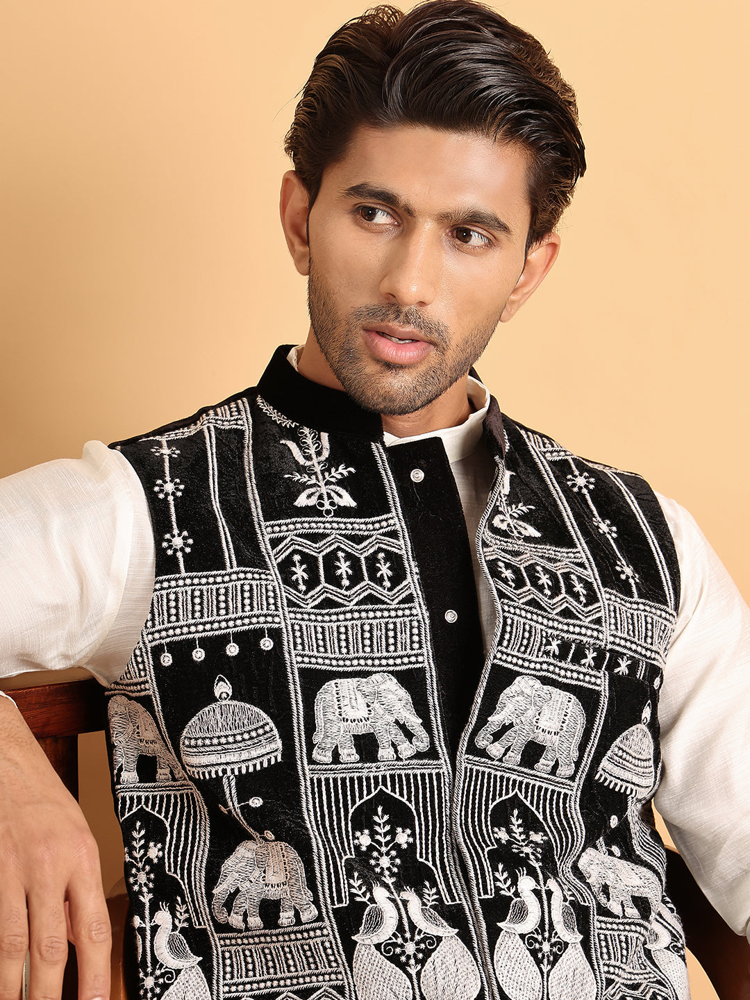 Black Embroidered Velvet Nehru Jacket for Men ( JOWC 4119Black )