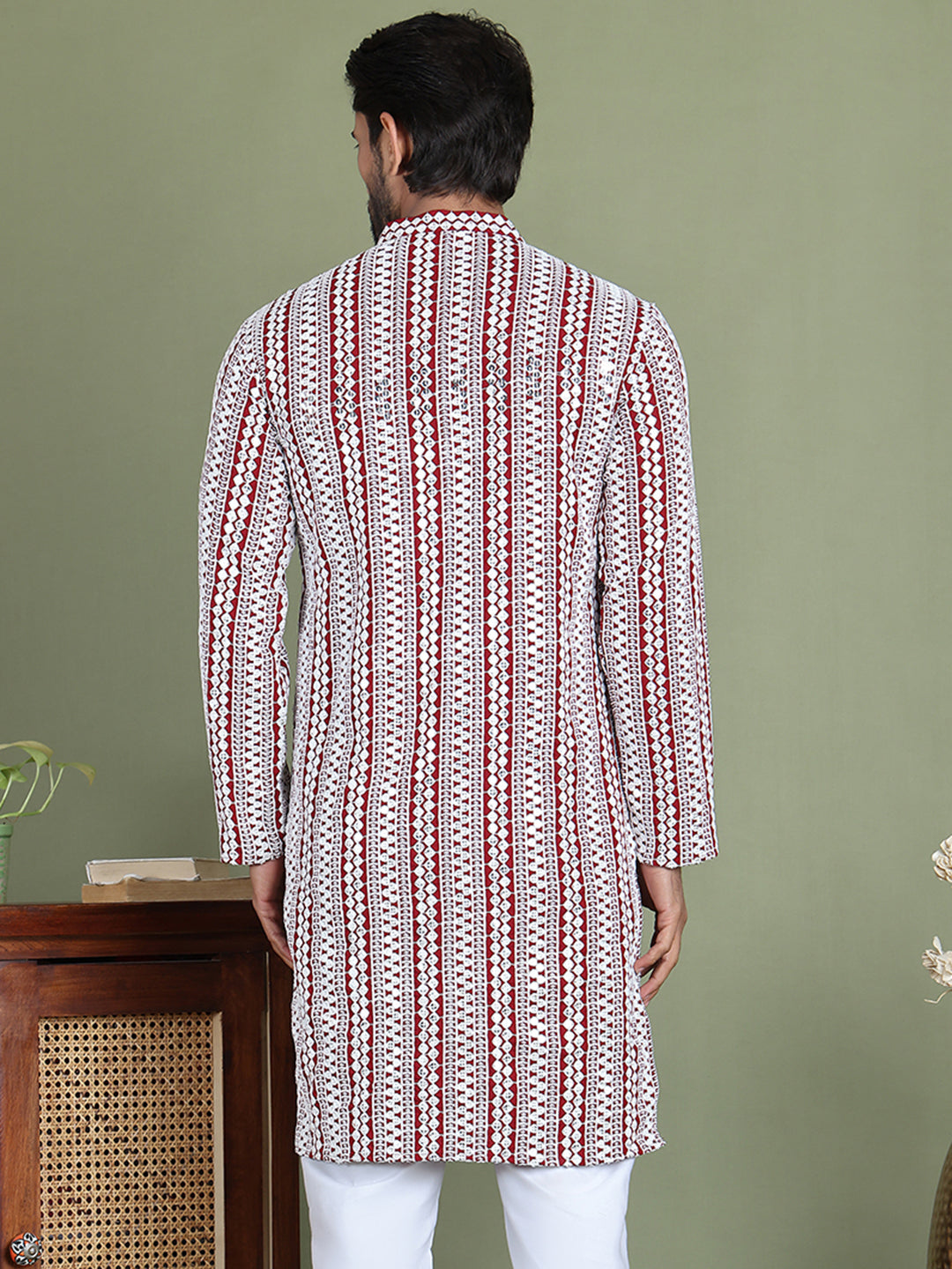 Embroidered and Mirror Work Kurtas. ( ko 5146Maroon )