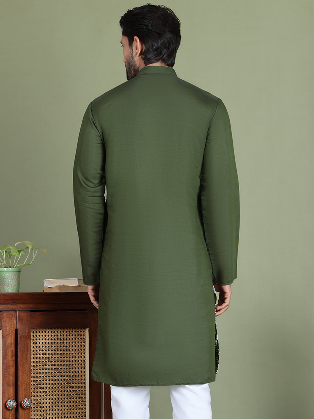 Embroidered Straight Kurtas. ( ko 5150Olive )