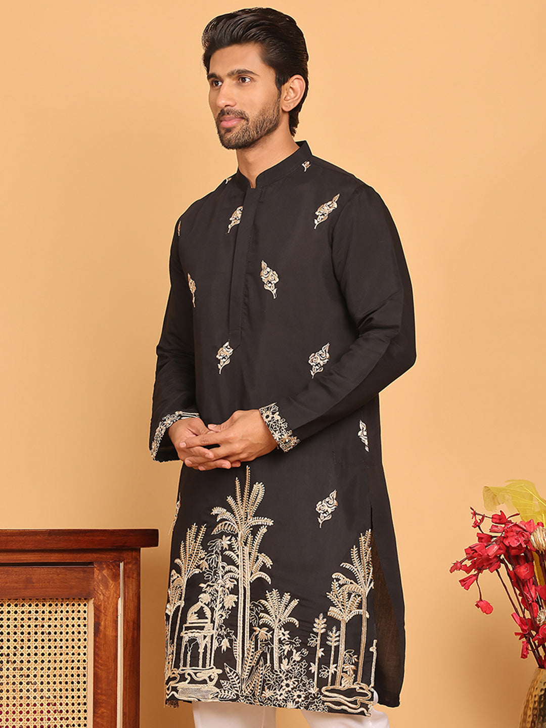 Black Embroidered Straight Kurtas For Men ( KO 5172 Black )