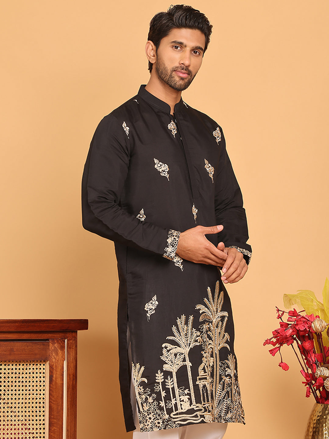 Black Embroidered Straight Kurtas For Men ( KO 5172 Black )