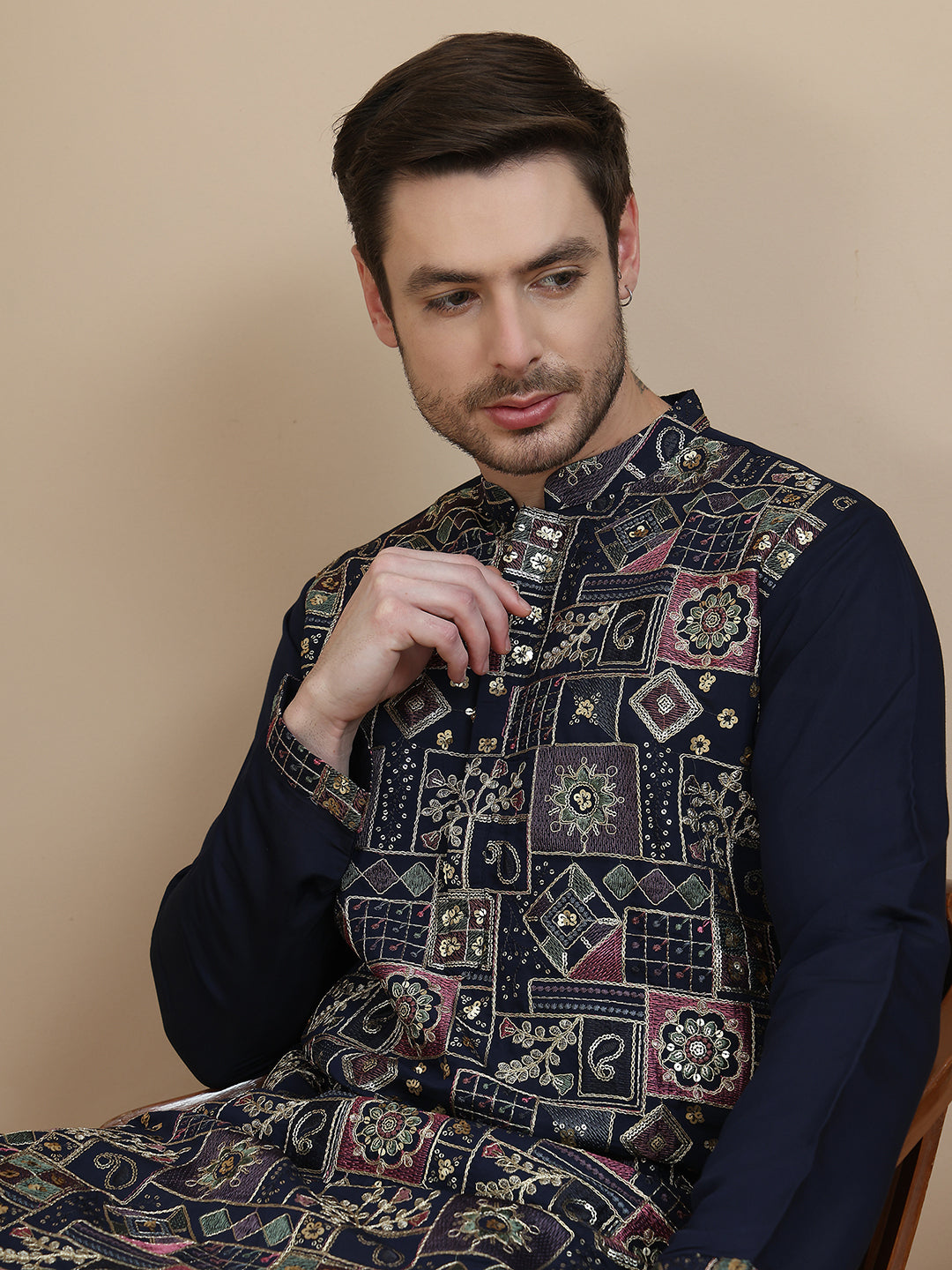 Embroidered Straight Kurtas for Men ( KO 5174 Navy )