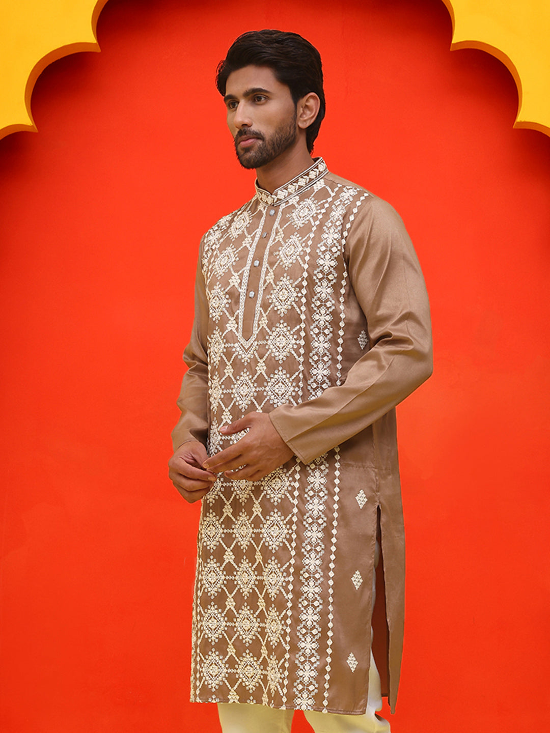 Embroidered Kurtas For Men ( KO 5223 Brown )