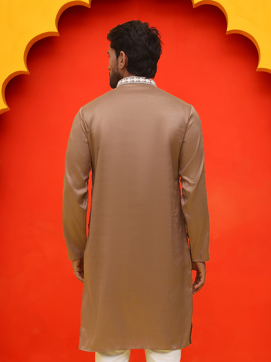Embroidered Kurtas For Men ( KO 5223 Brown )