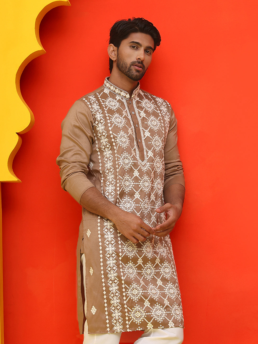 Embroidered Kurtas For Men ( KO 5223 Brown )