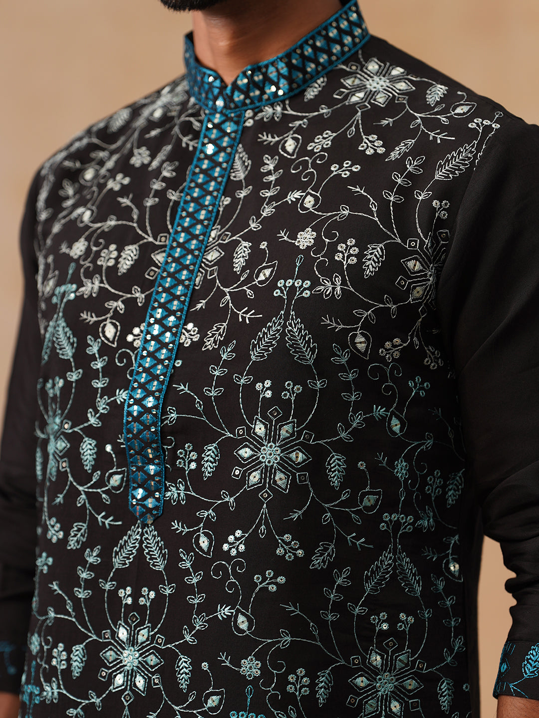 Men’s Silk Blend Embroidered Kurtas ( KO 5296 Peacock )