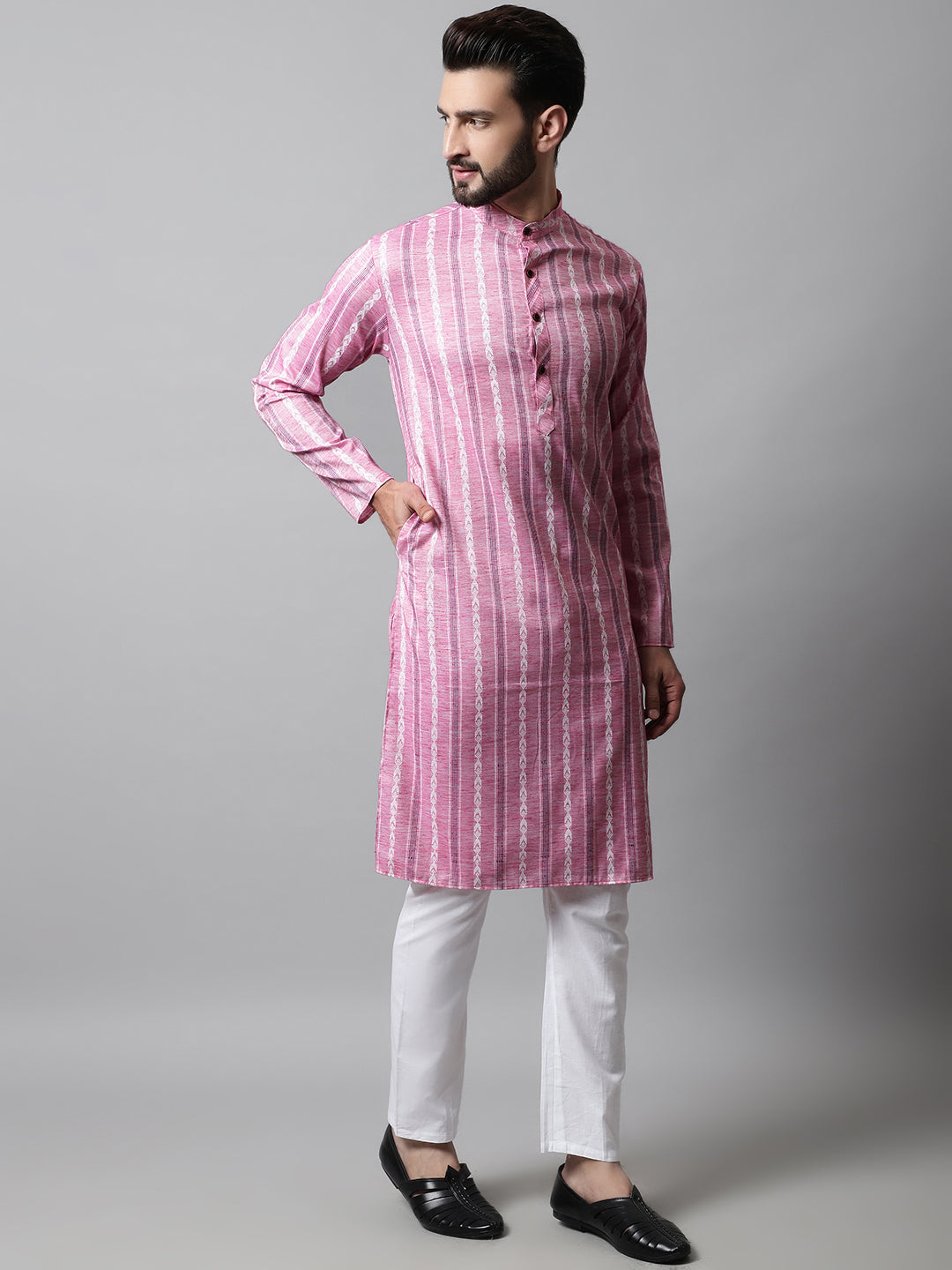 Men Pink Geomatric Printed Kurtas