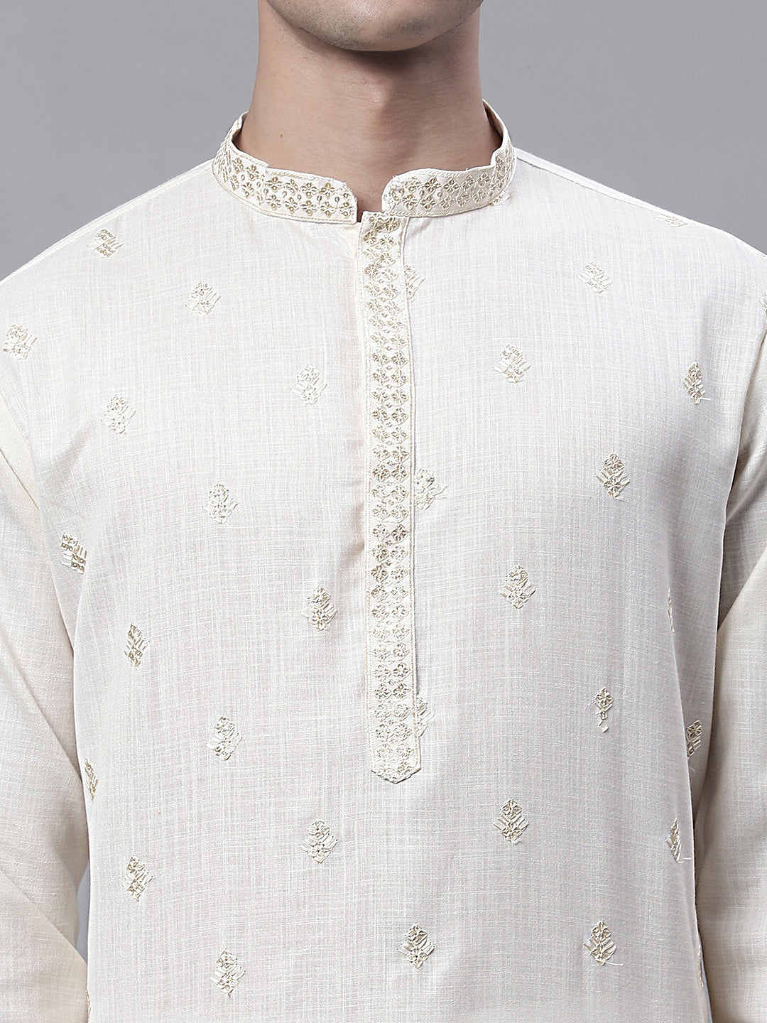Men's White Embroidered Straight Kurtas