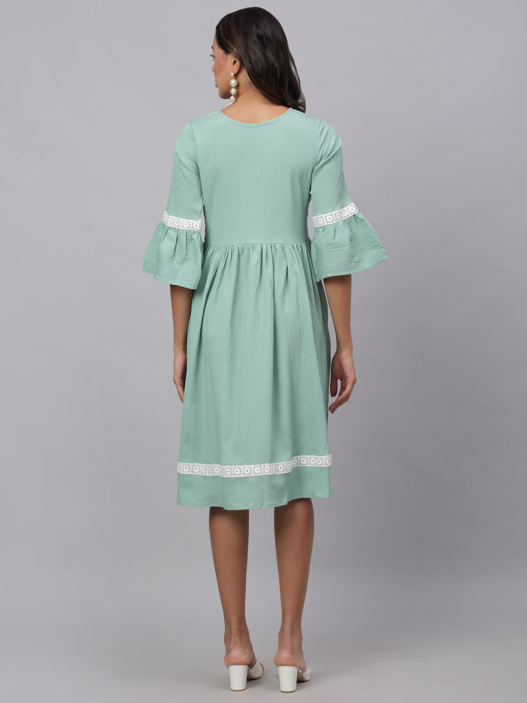 Women Green Solid Fit & Flare Dress ( JND 1002Green )