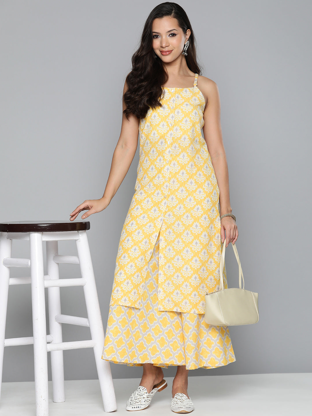Jompers Women Ethnic Motifs Printed Kurta with Palazzos ( JOKPL 1498 Yellow )