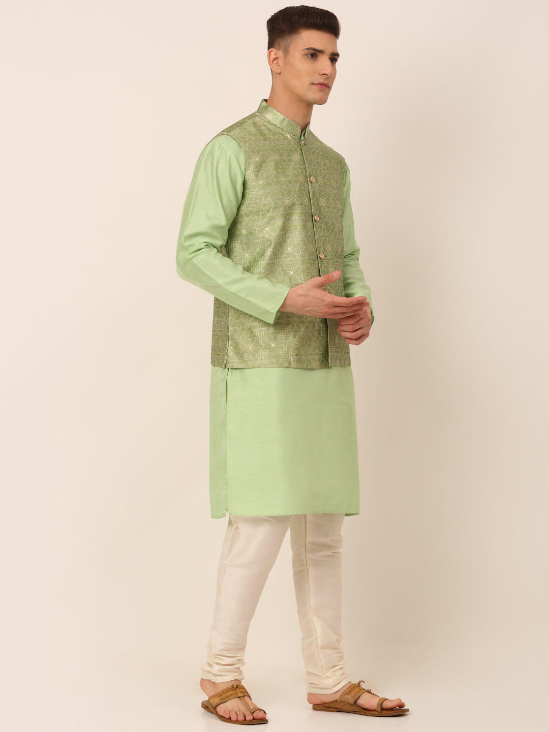 Men's Woven Design Nehru Jacket and Kurta Pyjama Set ( JOKPWC P-D 4045Pista )