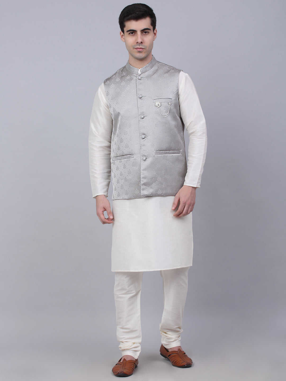 Men's Solid Kurta Pyjama With Woven Design Nehru Jacket ( JOKPWC W-D 4050Grey )