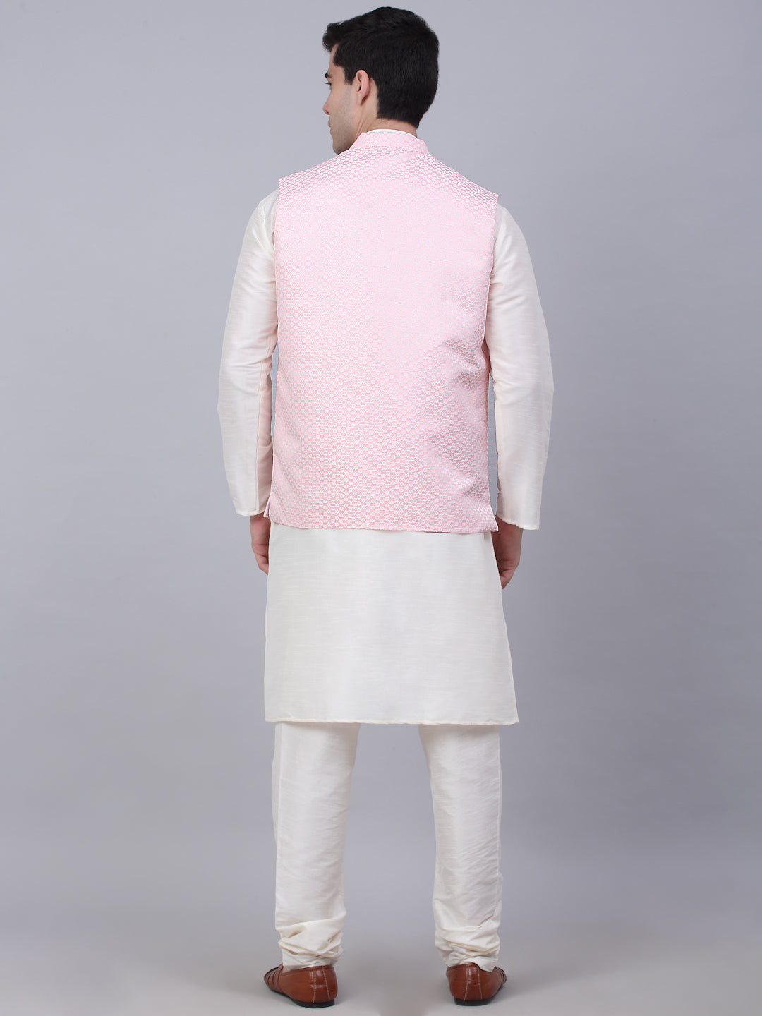 Men's Solid Kurta Pyjama With Woven Design Nehru Jacket ( JOKPWC W-D 4066Pink )