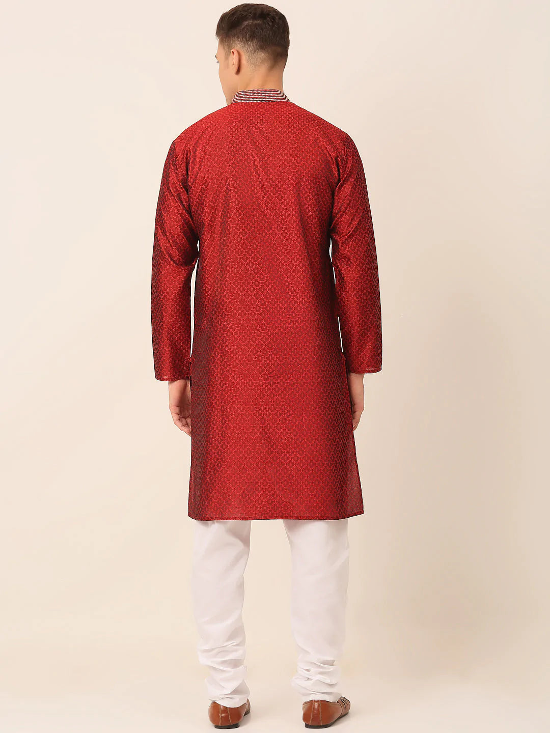 Men's Silk Blend Collar Embroidered Kurta Pyjama Set ( JOKP 664 Maroon )