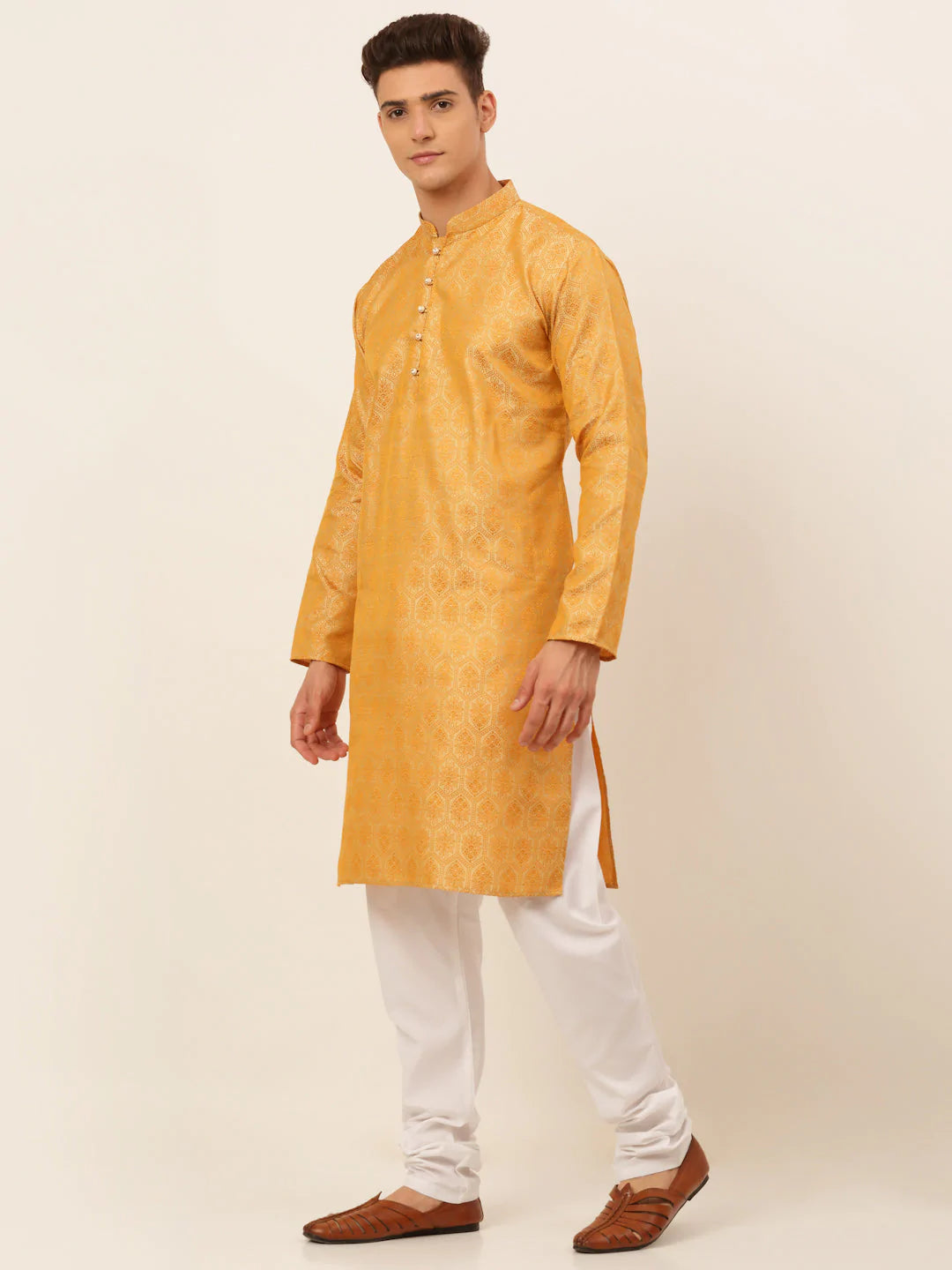 Jompers Men's Silver and Golden Woven Design Kurta Pajama ( JOKP 674 Golden )