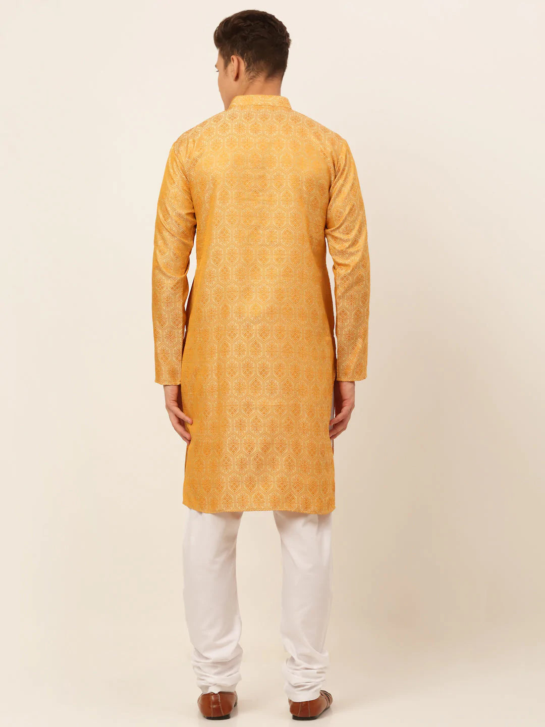 Jompers Men's Silver and Golden Woven Design Kurta Pajama ( JOKP 674 Golden )