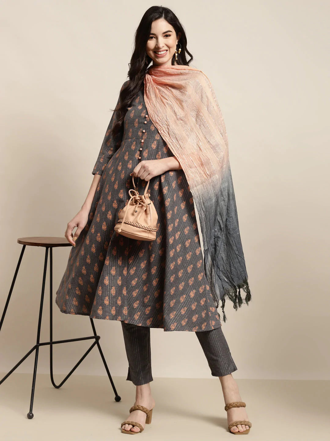 Printed Kurta with Trousers & With Dupatta ( JOKS D33M 1455 Grey )