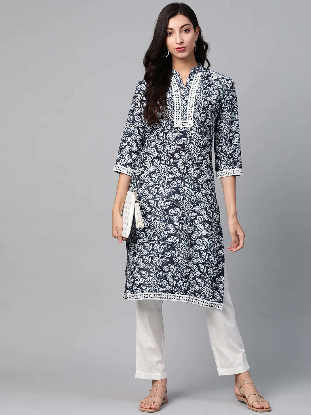 Jompers Women Navy Blue & Off White Ethnic Motifs Printed Kurta ( JOK 1375 Blue )