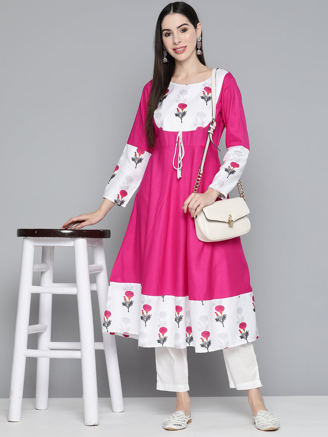Jompers Floral Printed Pink Floral Kurta ( JOK 1488 Pink )