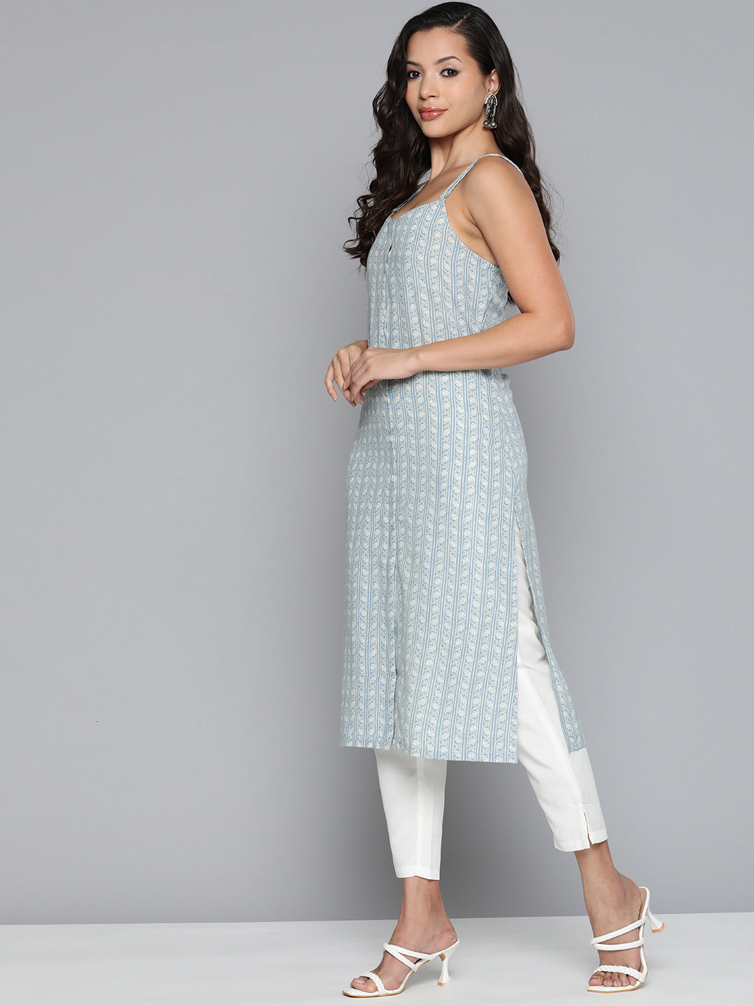 Jompers Floral Printed Blue Kurta ( JOK 1499 Blue )