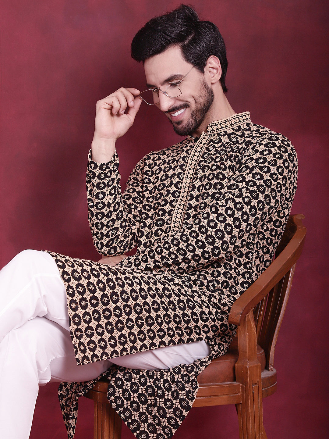 Men's Sequins Embroidered Kurtas ( KO 5023 Black )