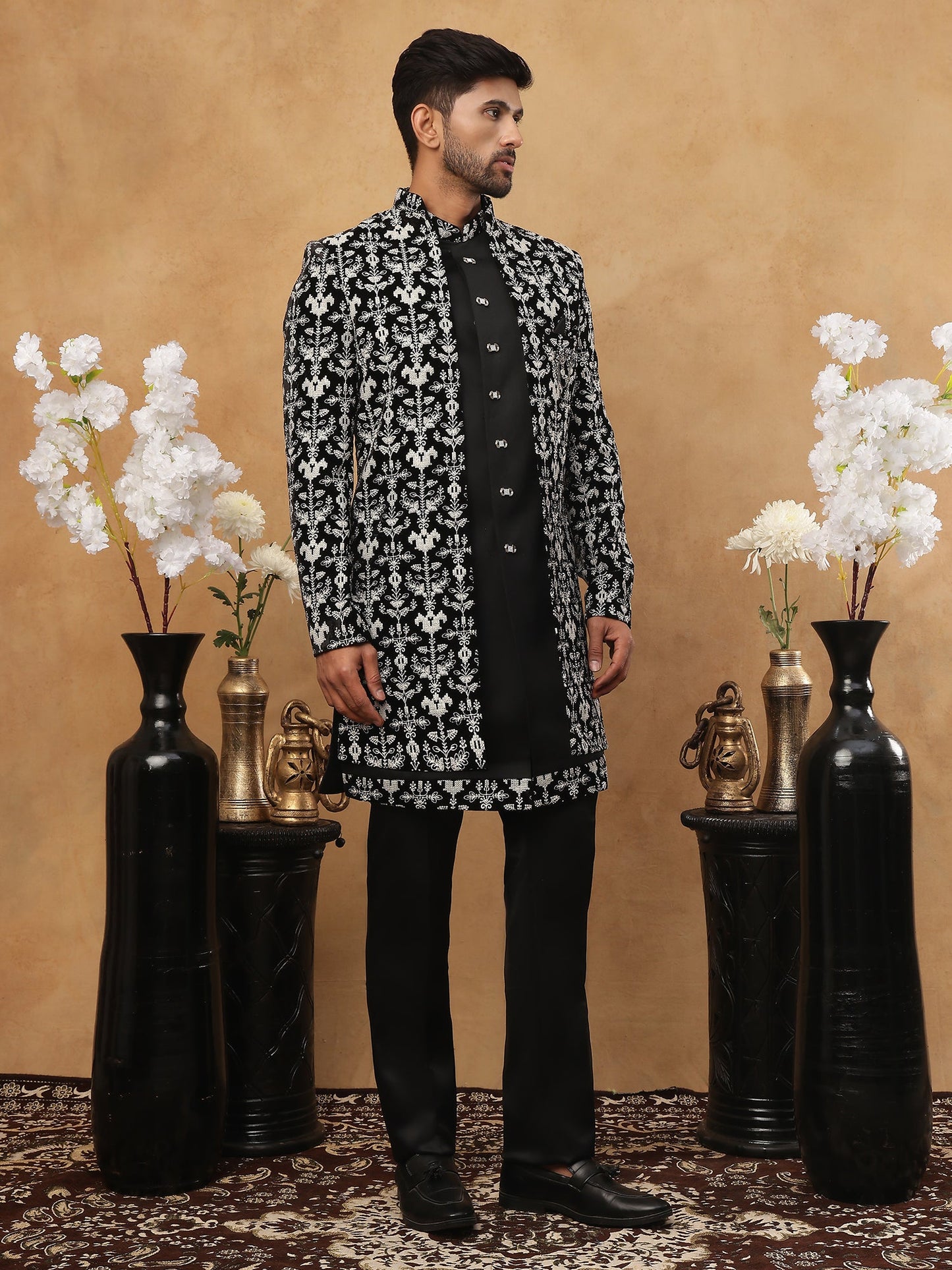 Men's Black & Off-White Floral Embroidered Indo-Western Set ( 50JIND 105 Off-White )